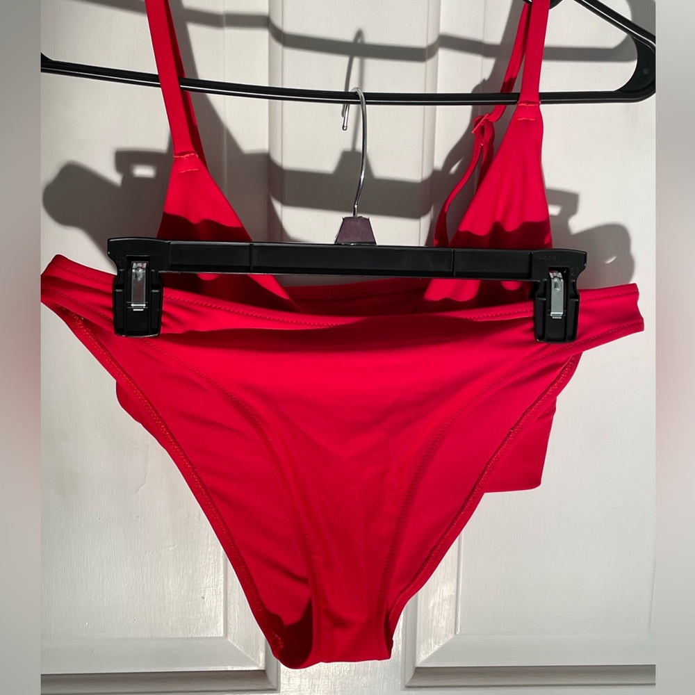 Aerie red bikini cheeky bottom triangle top (tried on only- never worn)/For set